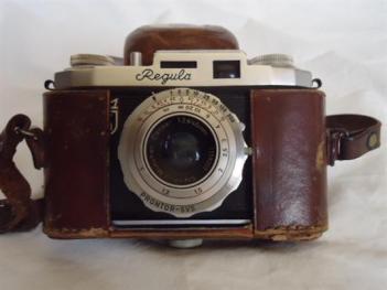 camara-de-fotos-antigua-43139444_3